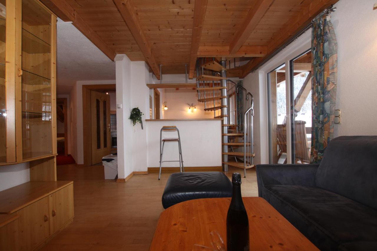 Laerchenheim Apartments Ischgl Exterior photo